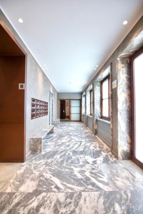 White Roma - Elegant And Comfortable Turin Exterior photo