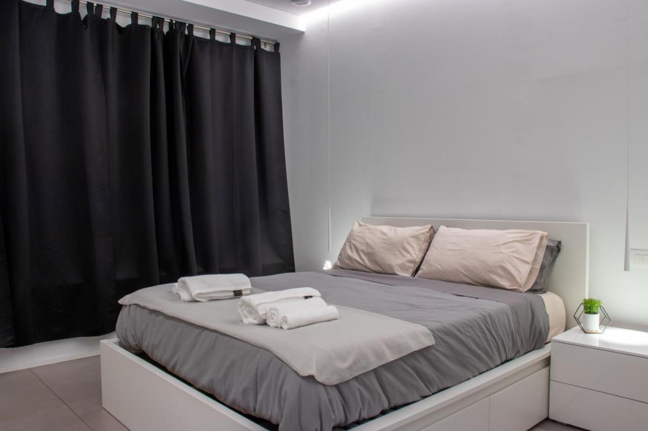 White Roma - Elegant And Comfortable Turin Exterior photo